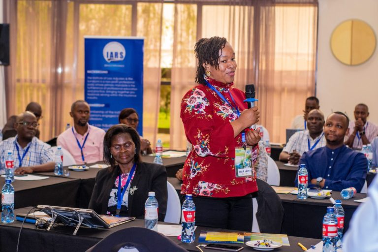 Delegate contributing during a full IARS session